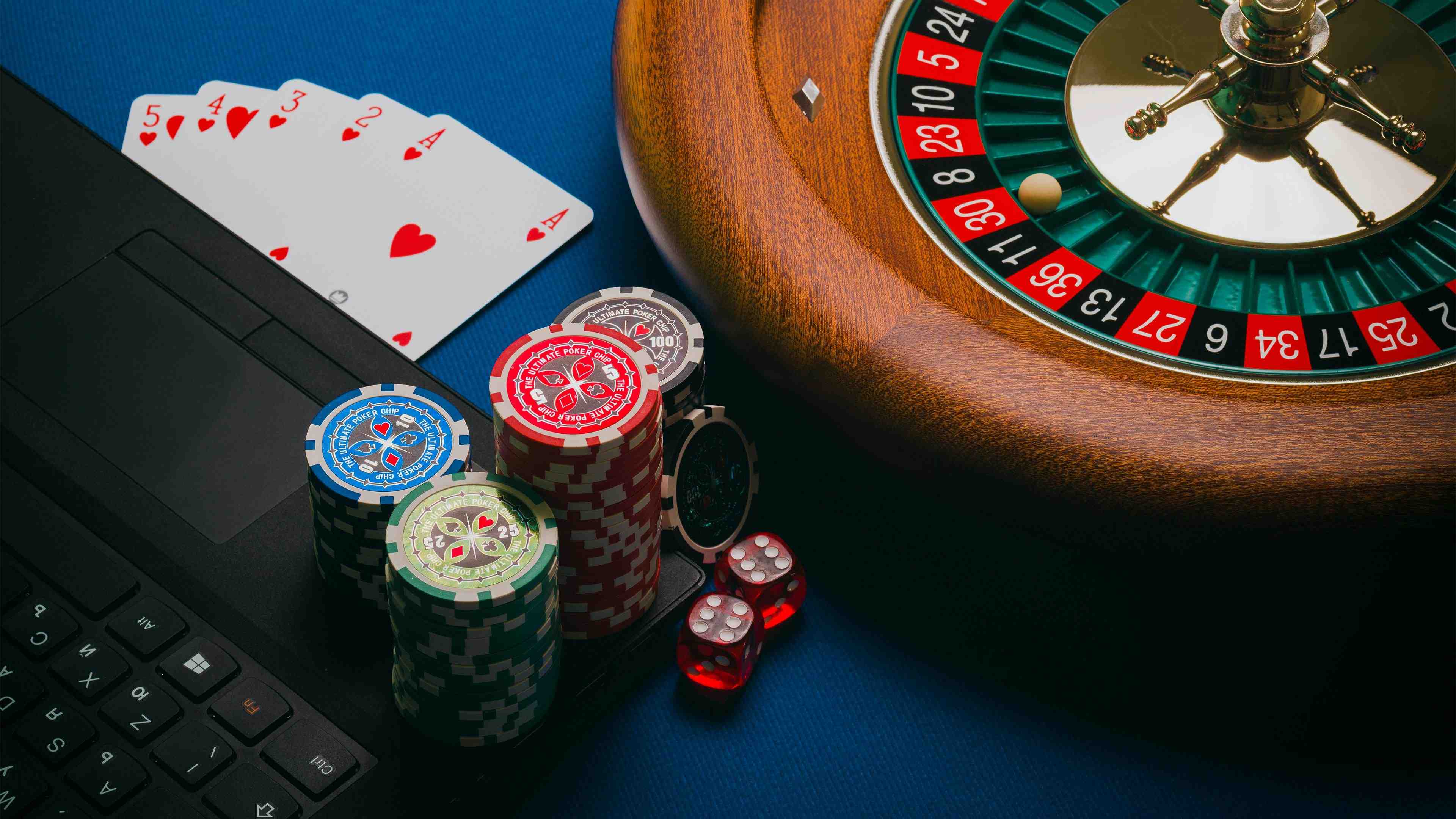 Meja live casino baccarat dengan dealer langsung di sihoki88